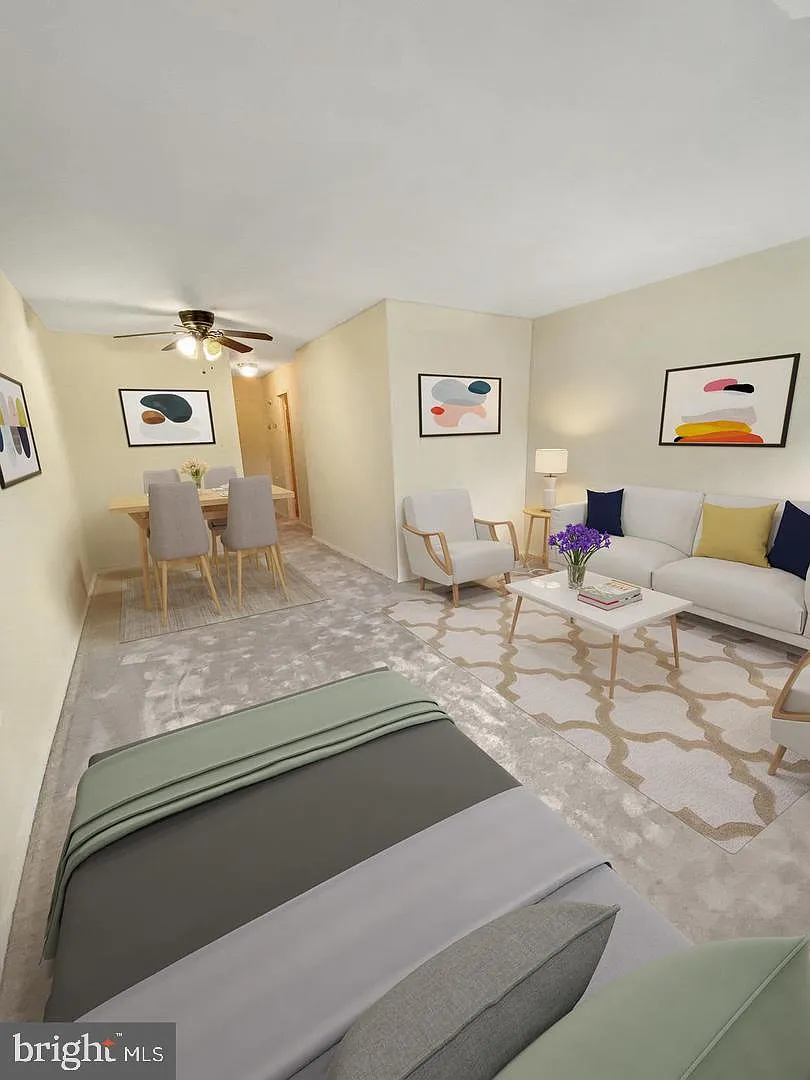 Studio, 1.0 bath, 384 sqft, $1,425 — Photo 1