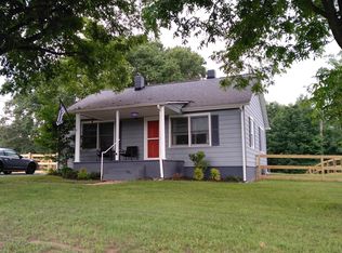 814 Walker St, Reidsville, NC 27320