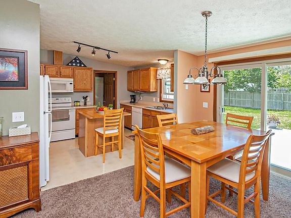 5th image of 5586 W Karen Ct