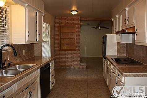 5th image of 2607 Belvoir Dr