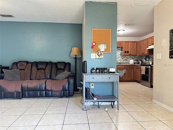 5th image of 5519 YALE STREET