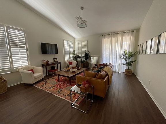 2nd image of 64300 E Wind Ridge Cir