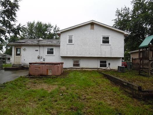 4th image of 5076 Chipman Dr