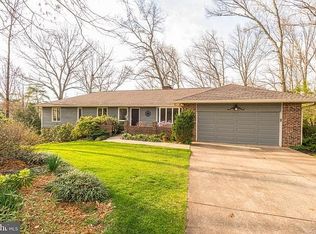 2100 Twin Mill Ln, Oakton, VA 22124