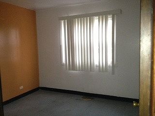3rd image of 16126 Woodbridge Ave
