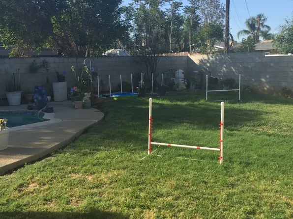 24 State Highway St, Redlands, CA 92373