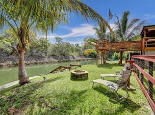 7245 S Waterway Dr, Miami, FL 33155
