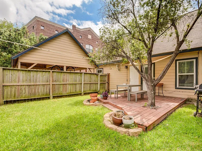 1310 Asbury St — Photo 27
