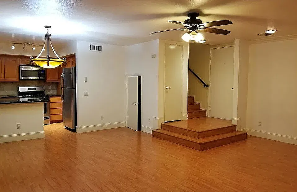 2 bed, 1230 sqft, $2,900 — Photo 3