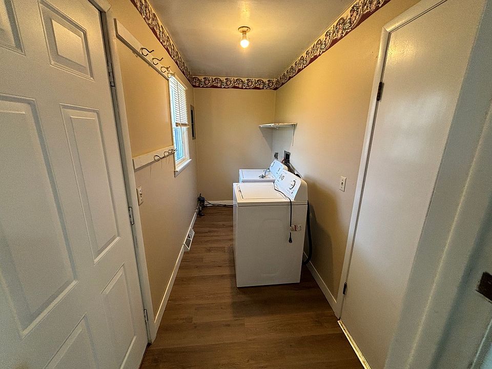 118 Brownfield Timberview Urbana Duplexes 2213 Timberview Champaign IL Zillow