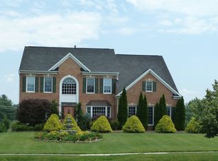 16403 Signature Ct, Rockville, MD 20853