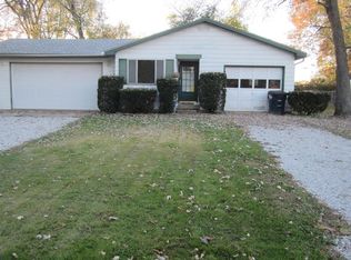 94 S 16th Ave, Beech Grove, IN 46107