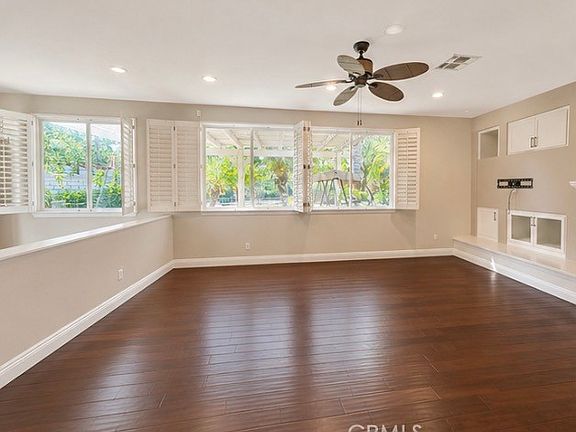 5th image of 25543 Durant Pl