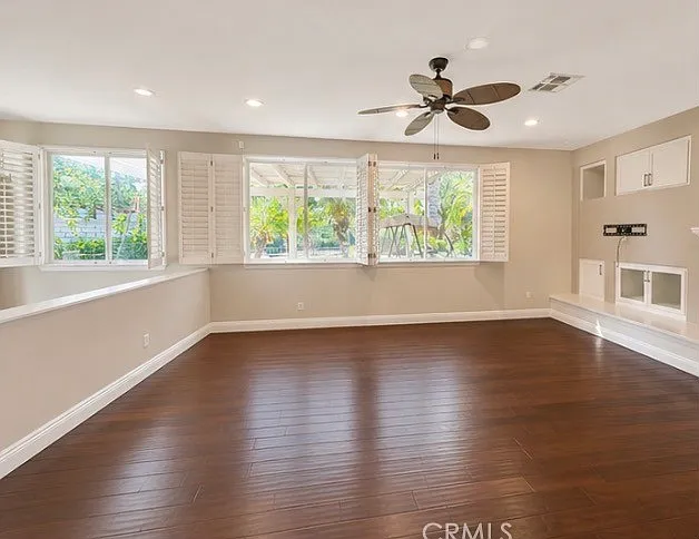 25543 Durant Pl — Photo 5