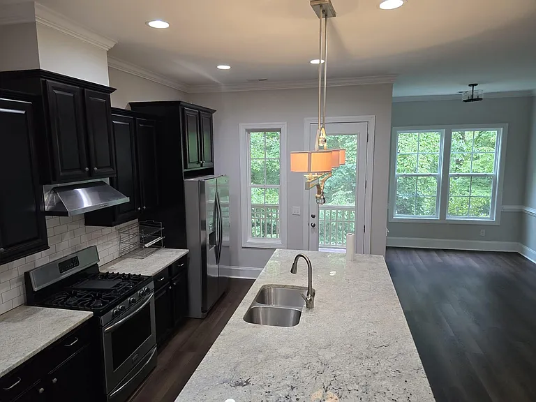 217 Penley Cir — Photo 5