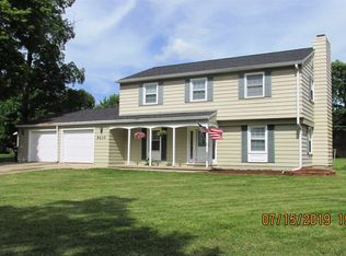 9537 N Sugarwoods Ct, Muncie, IN 47303