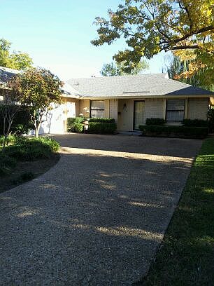 3rd image of 822 Westbrook Dr