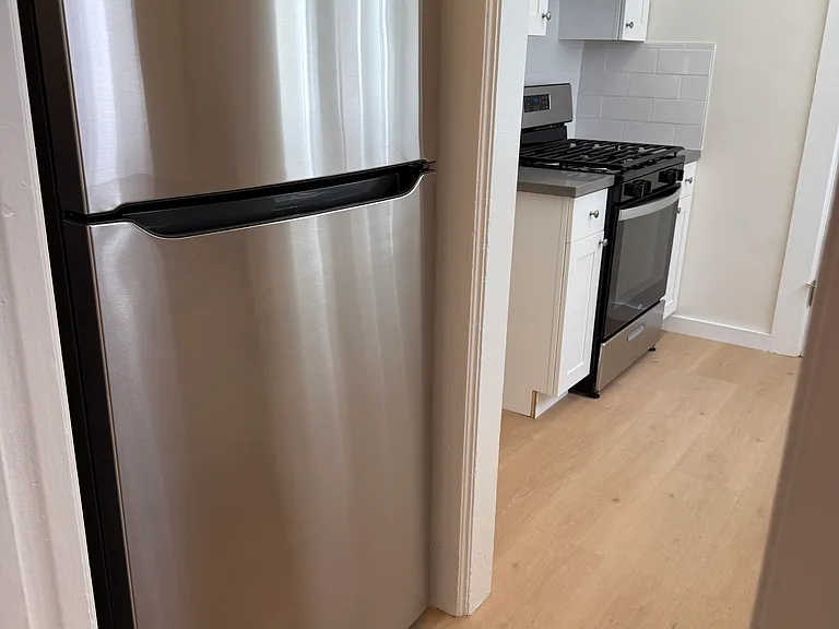 1871 Sacramento St #2 — Photo 4
