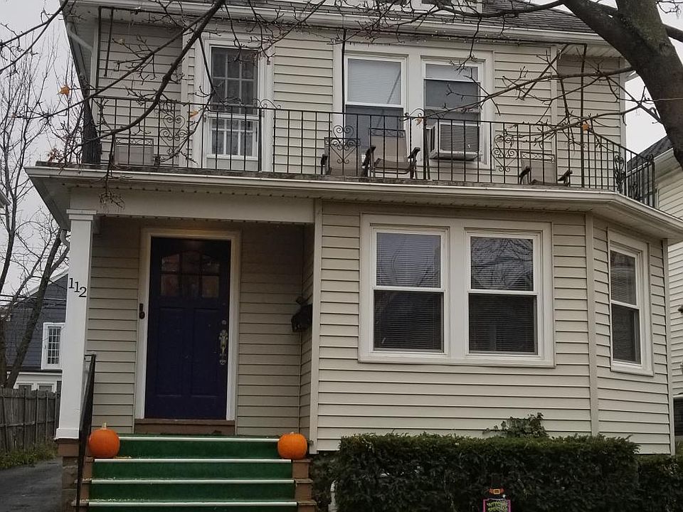 Lower Apartment for Rent!