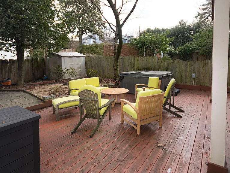 2817 Bellevue Ter NW — Photo 22