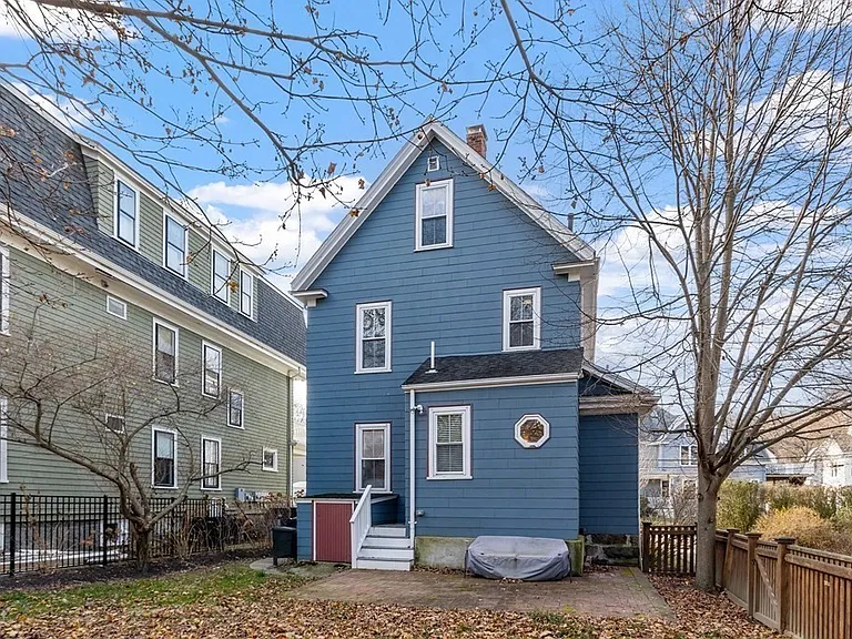 270 Poplar St — Photo 6