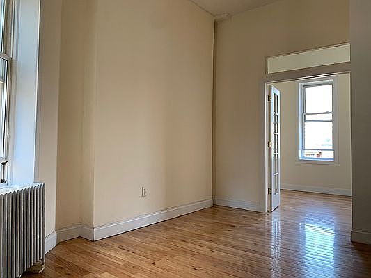 1st image of 414 E 74th St #3V