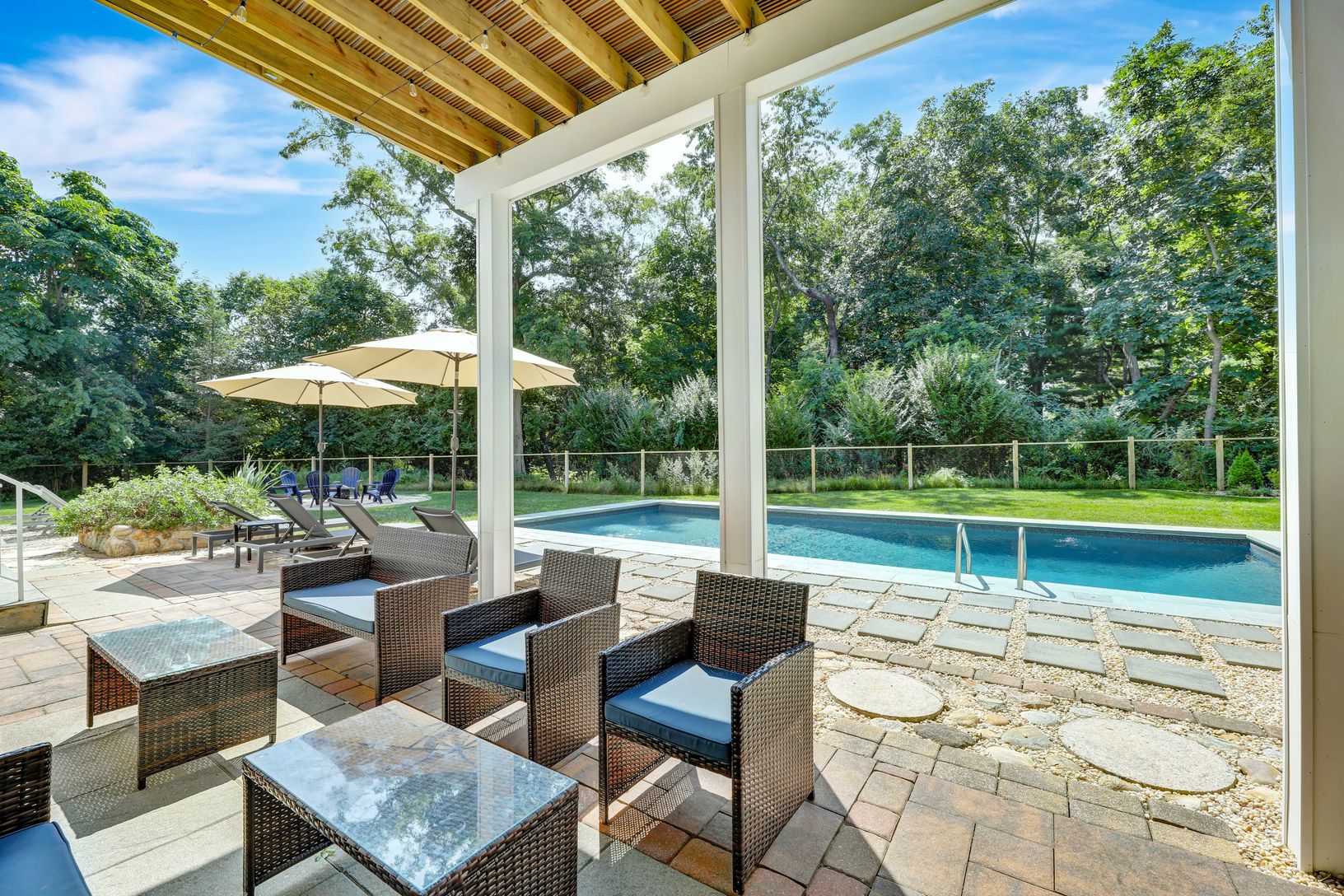  Shaded Outdoor Seating