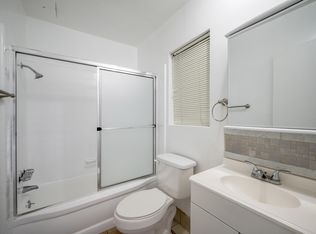 1025 E Lomita Ave #4, Glendale, CA 91205