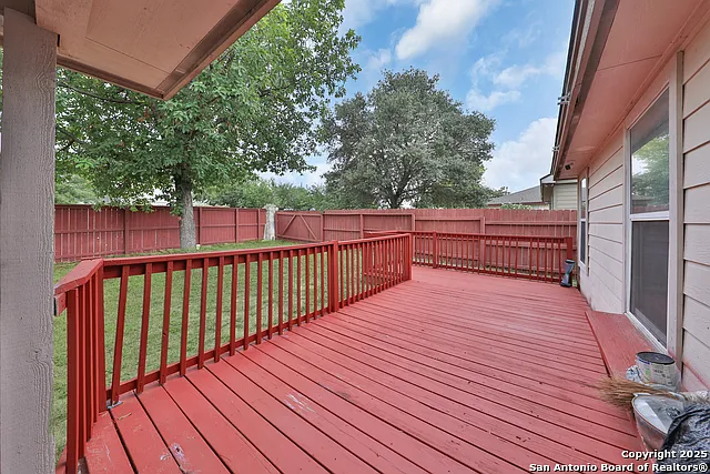 1427 Diamond Blf — Photo 29