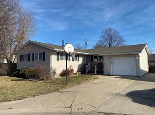 2661 James Pl, Columbus, NE 68601