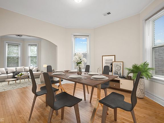 2nd image of 2524 N Campbell Ave APT 2