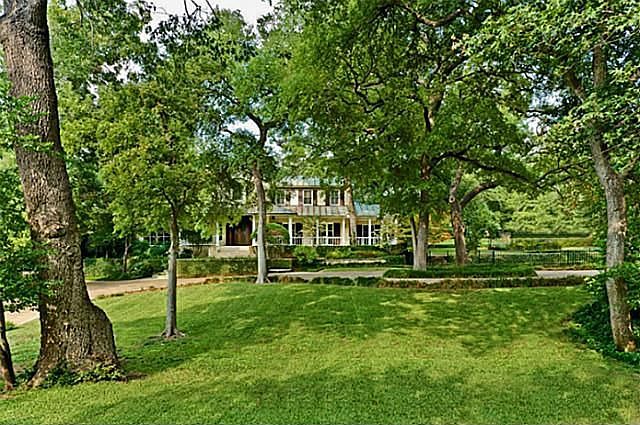1st image of 4911 Shadywood Ln