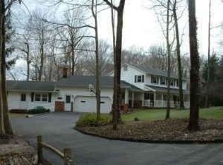 11405 Parkside Rd, Chardon, OH 44024