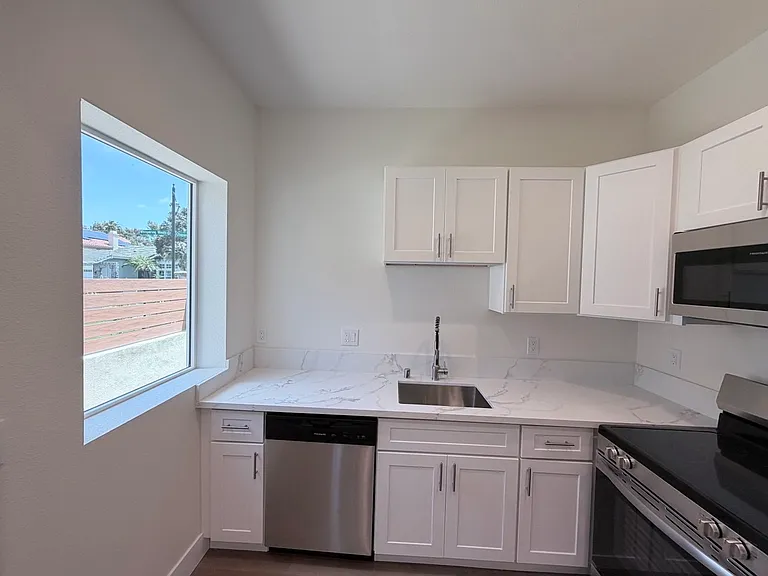 4608 Whispering Woods Ct #2 — Photo 7