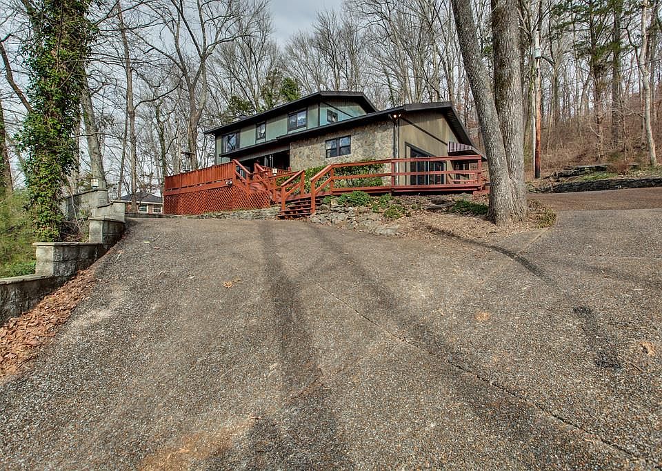 1st image of 6714 Duquaine Ct