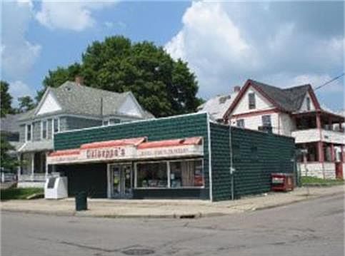 2nd image of 36 Leroy St