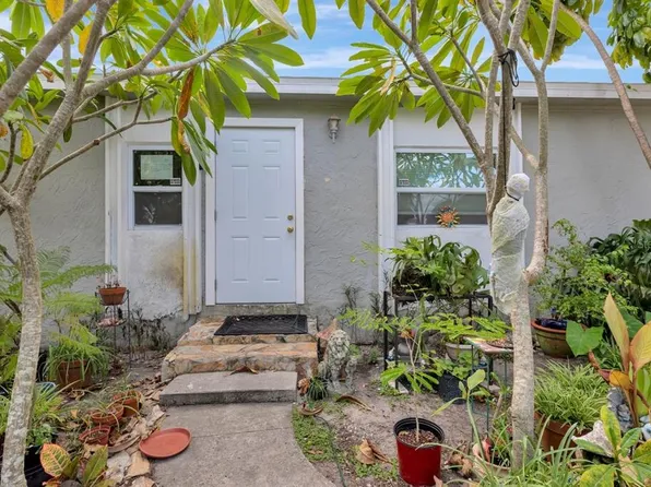 3278 56th Ave N, Saint Petersburg, FL 33714