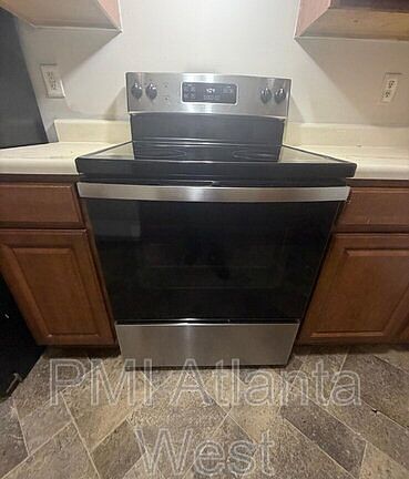 3rd image of 7203 Waldrop Pl