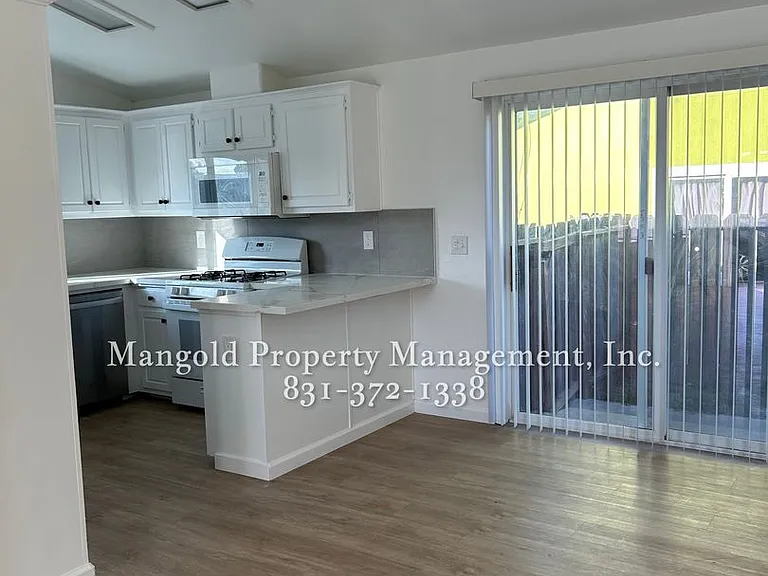 15665 Jennifer Ct — Photo 4