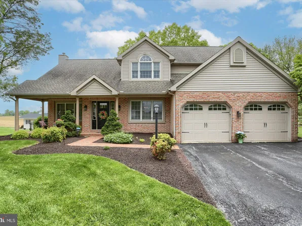 249 Oak Ln, Palmyra, PA 17078