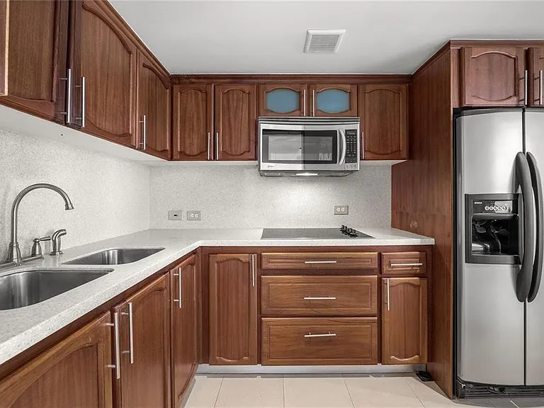 14 Calle Marseilles #3D — Photo 5