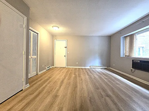 200 Kelton St Photo 1