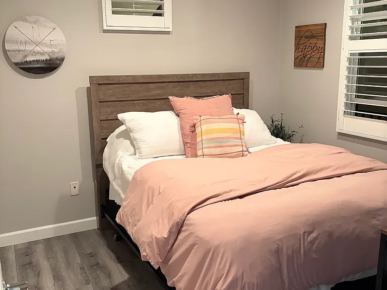 259 Riverdale Ct #251 — Photo 3