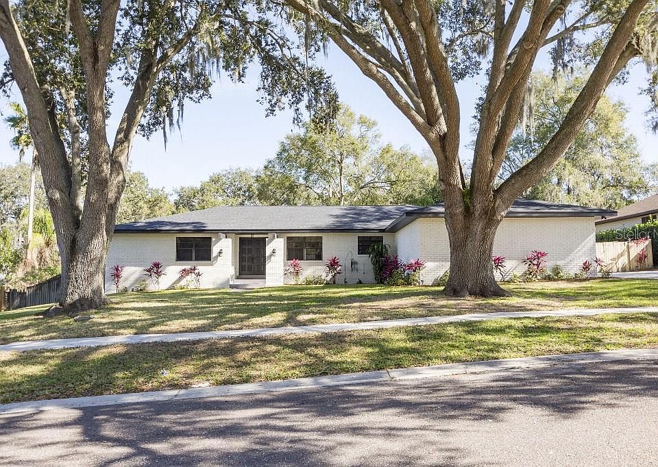 1st image of 2536 Laurelwood Ln