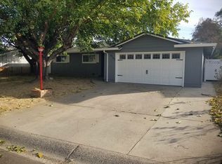 6503 Leonard Dr, Redding, CA 96001