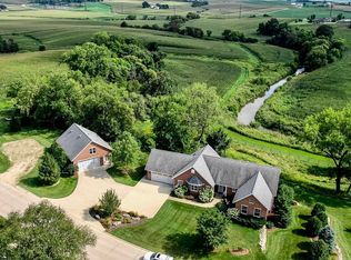 1718 New Vienna Rd, New Vienna, IA 52065