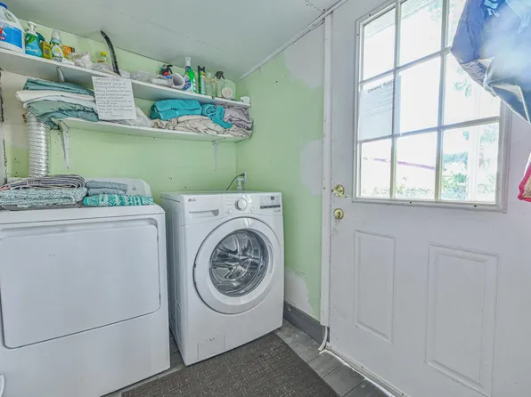 84-17 Chapin Parkway image 9 of 31