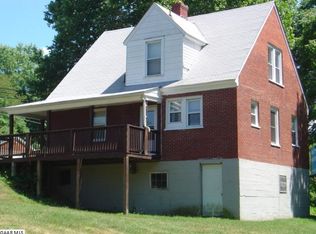 1326 E Main St, Waynesboro, VA 22980