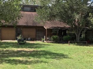 63 Leisure Ln, Goliad, TX 77963