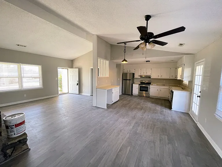 1501 Westview Dr NW — Photo 12